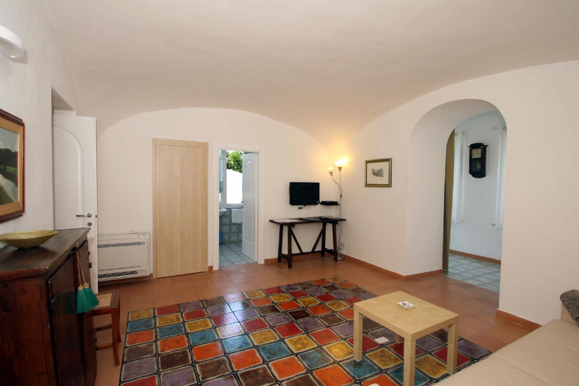 La Casa Di Carla Apartment ราเวลโล ภายนอก รูปภาพ