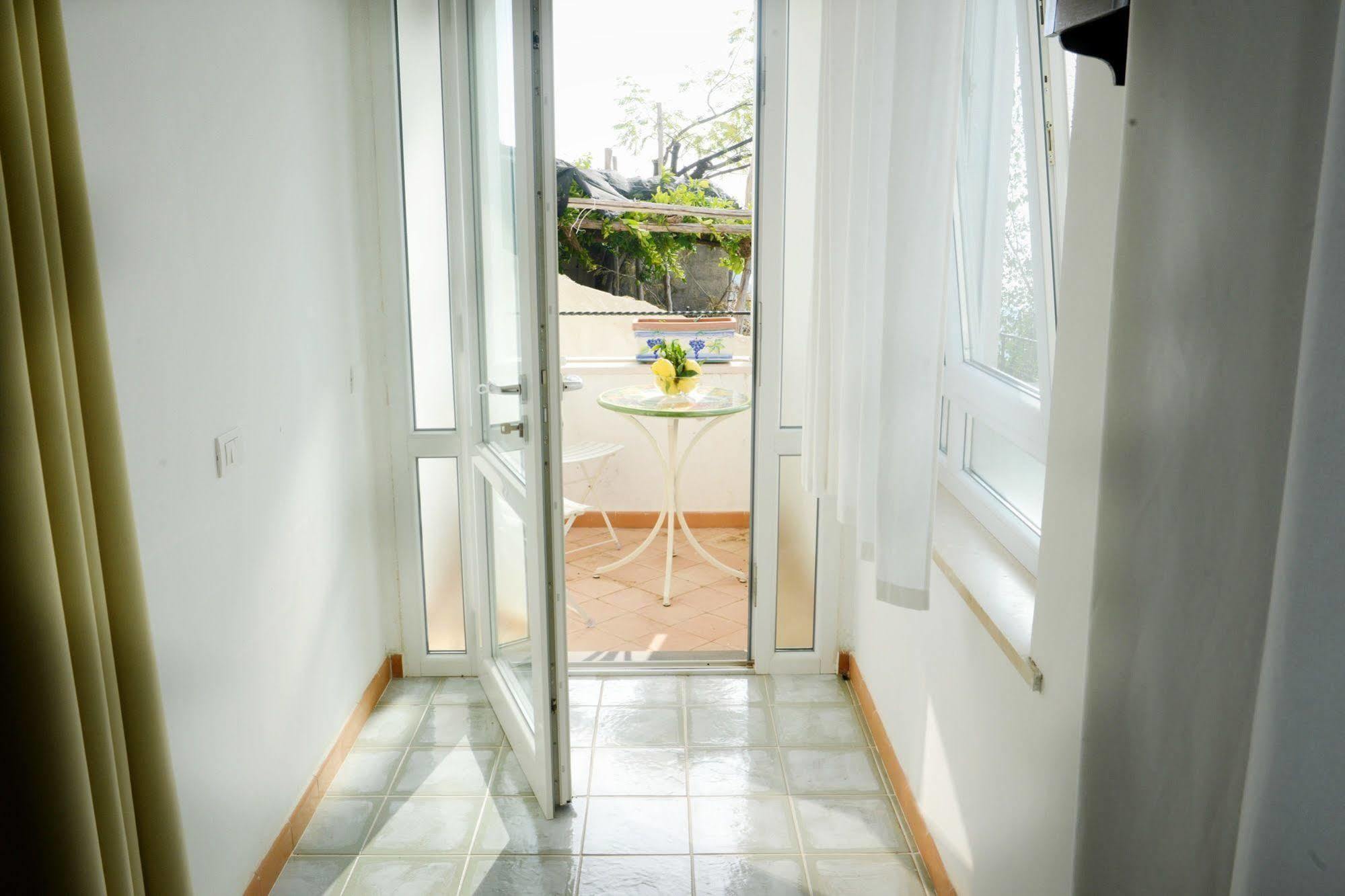 La Casa Di Carla Apartment ราเวลโล ภายนอก รูปภาพ
